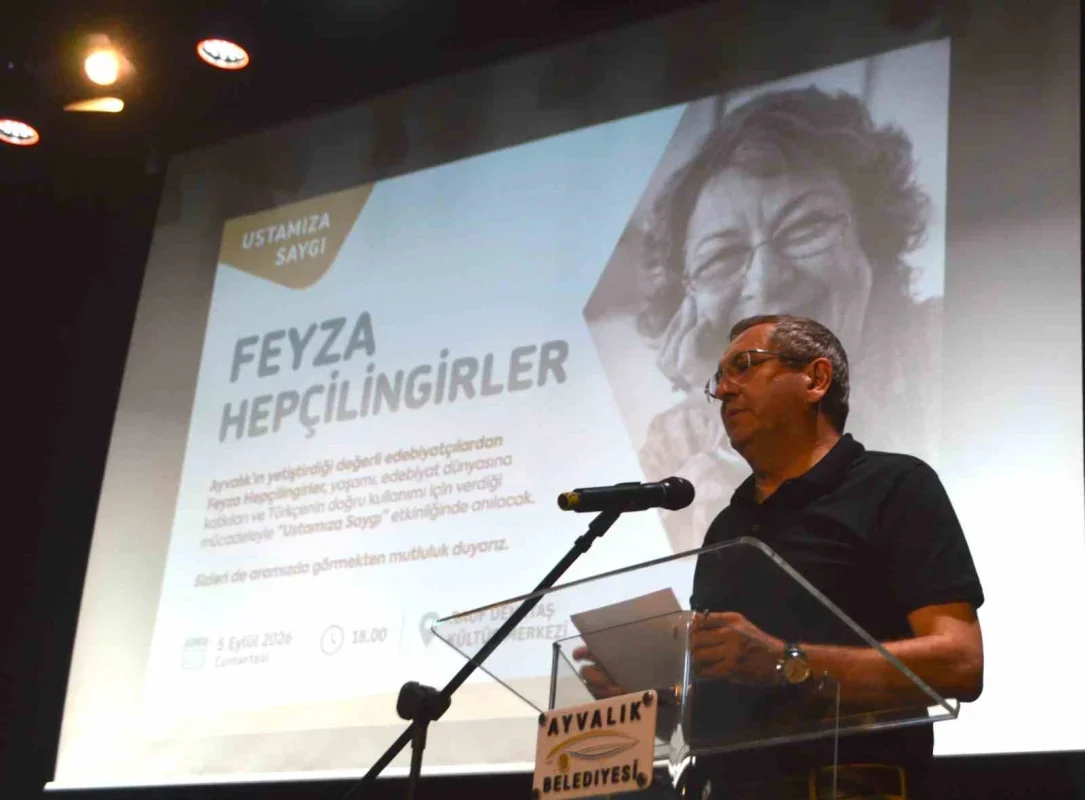 Ayvalık'ta Feyza Hepçilingirler'e "Ustamıza Saygı" gecesi