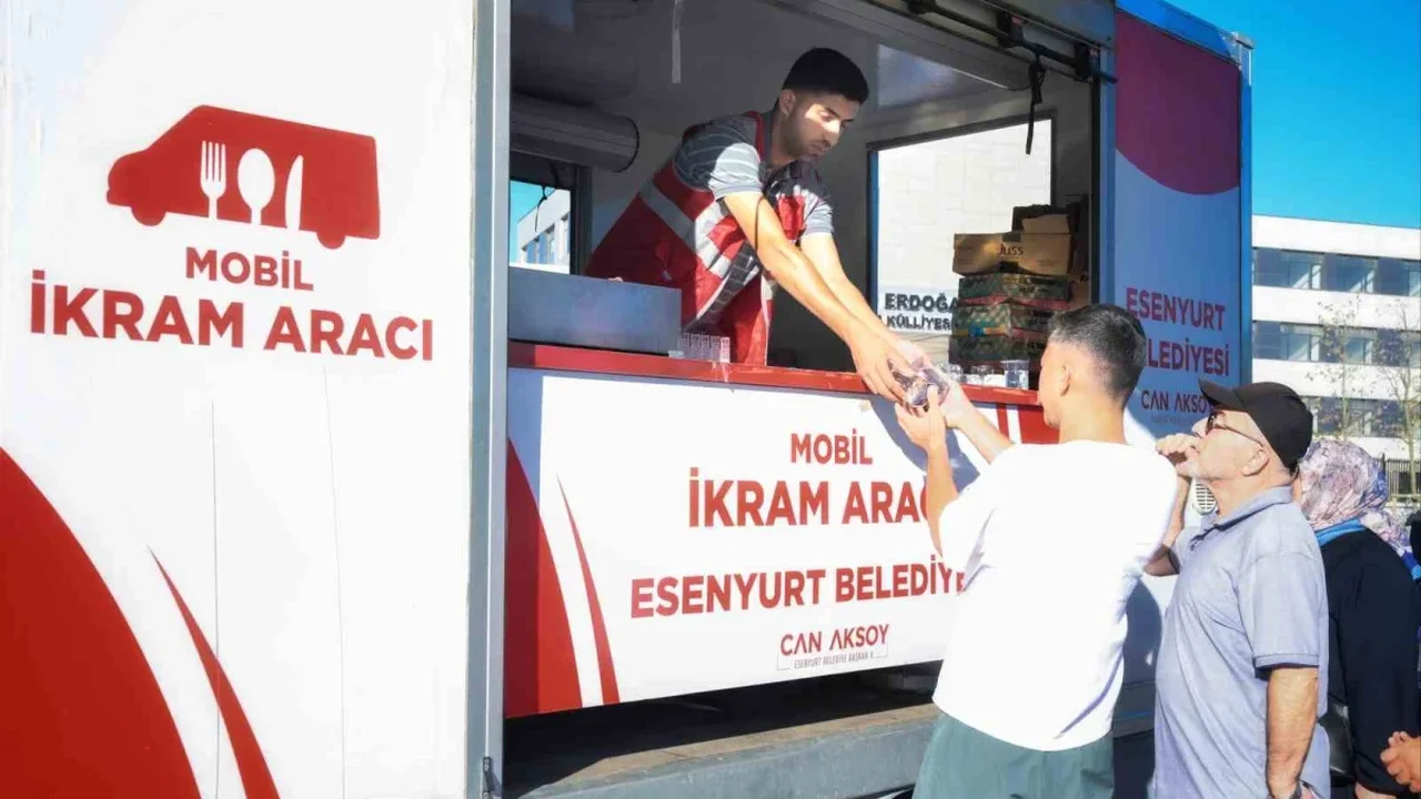 Esenyurt Belediyesi KPSS adaylarına sınav öncesi ikram desteği