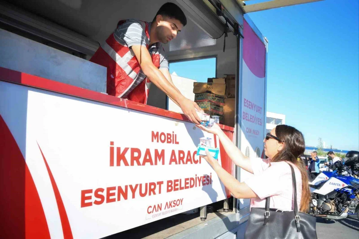 Esenyurt Belediyesi KPSS adaylarına sınav öncesi ikram desteği