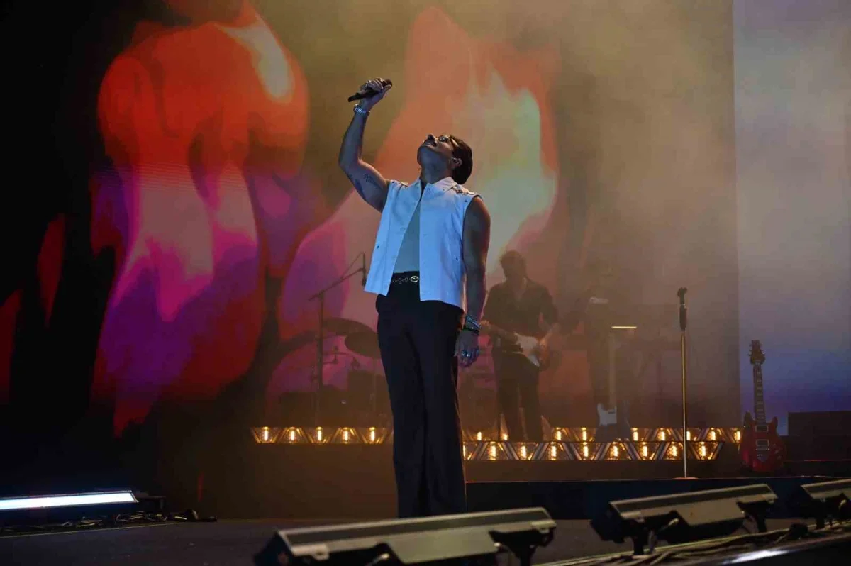 Gökhan Türkmen, Çanakkale Kültür Yolu Festivali'ni coşturdu