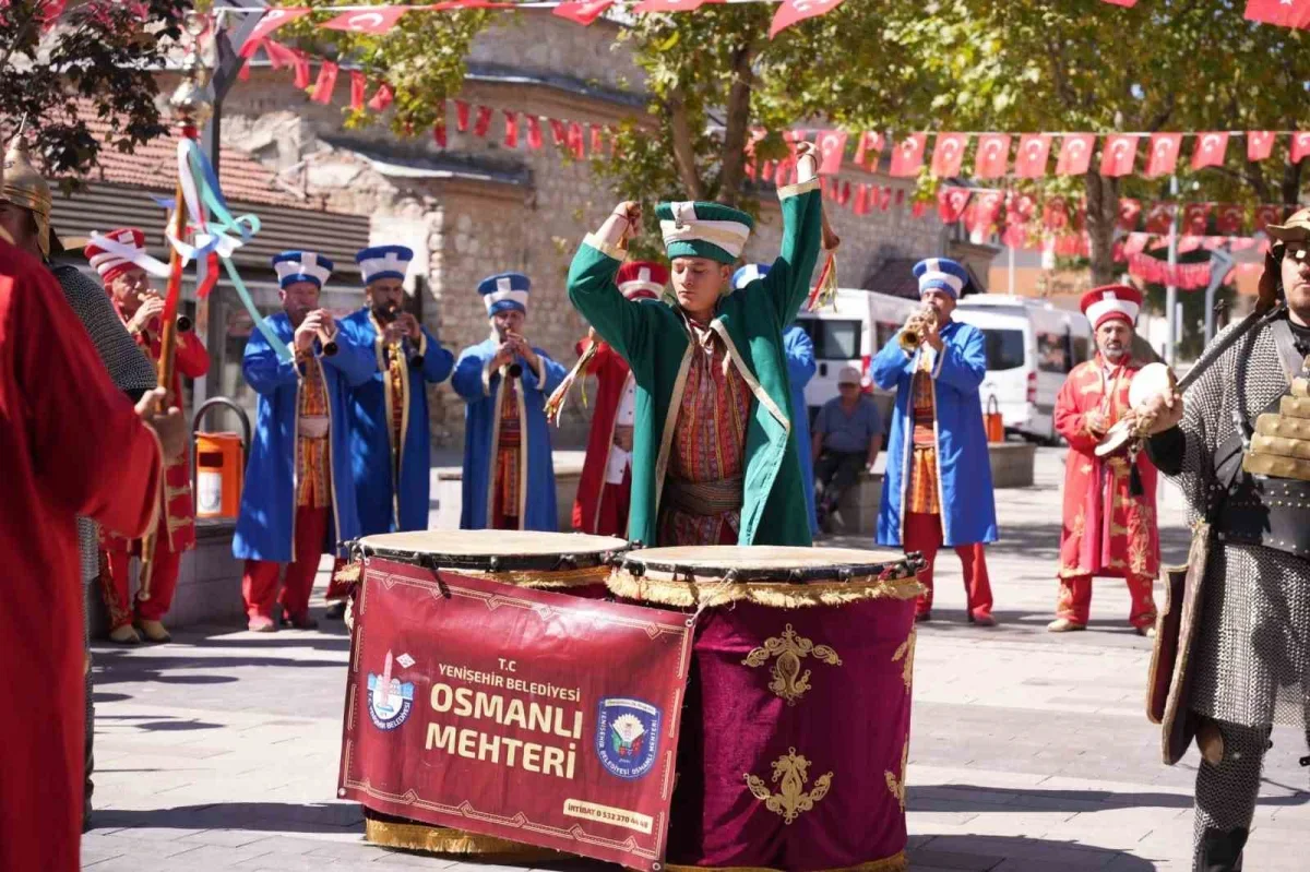 Yenişehir'de kurtuluşun 104. yılı tören ve etkinliklerle kutlandı