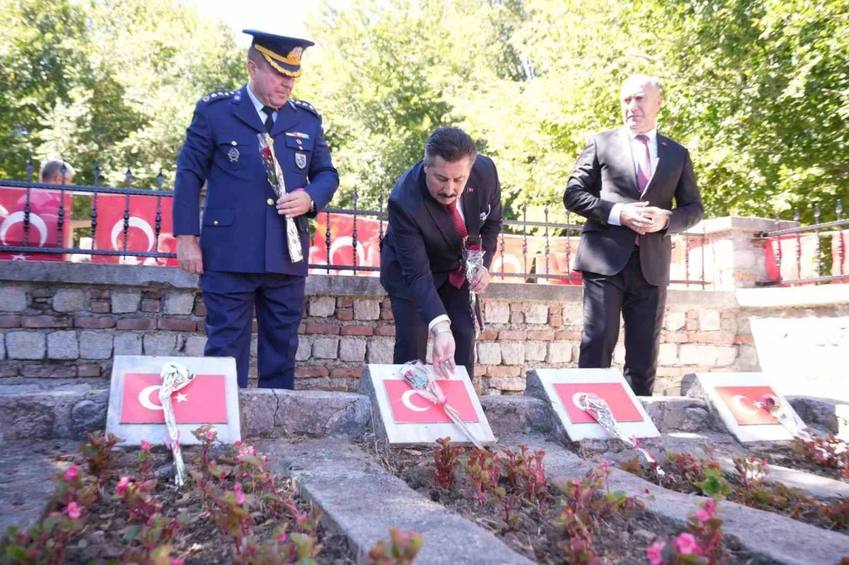 Yenişehir'de kurtuluşun 104. yılı tören ve etkinliklerle kutlandı