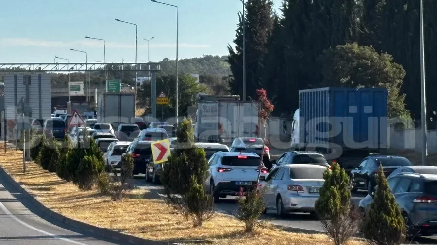 Bursa’da sabah trafiği kilitlendi! Toplu taşımada 10 dakikalık gecikme