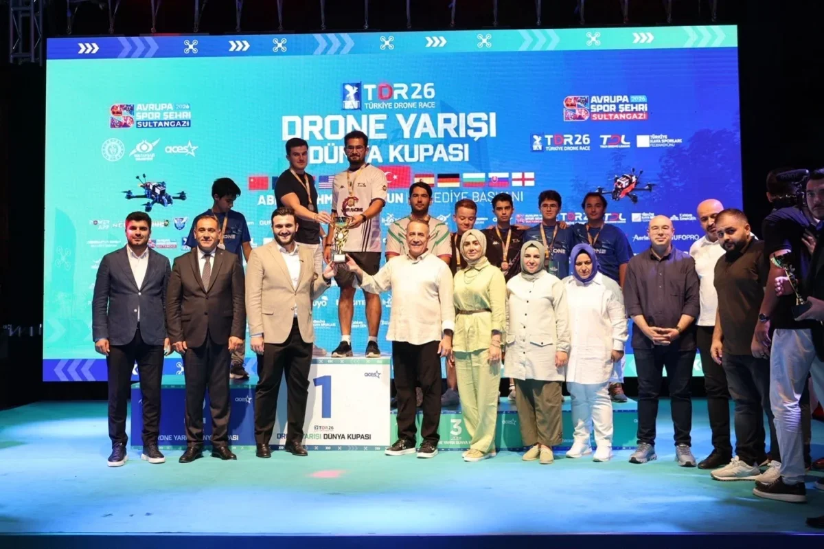 Sultangazi'de DroneRace'26 heyecanı: 12 ülkeden 70 sporcu