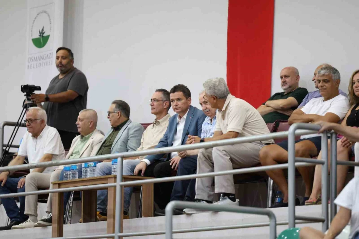 Erkan Aydın'dan Osmangazi'de basketbola tam destek
