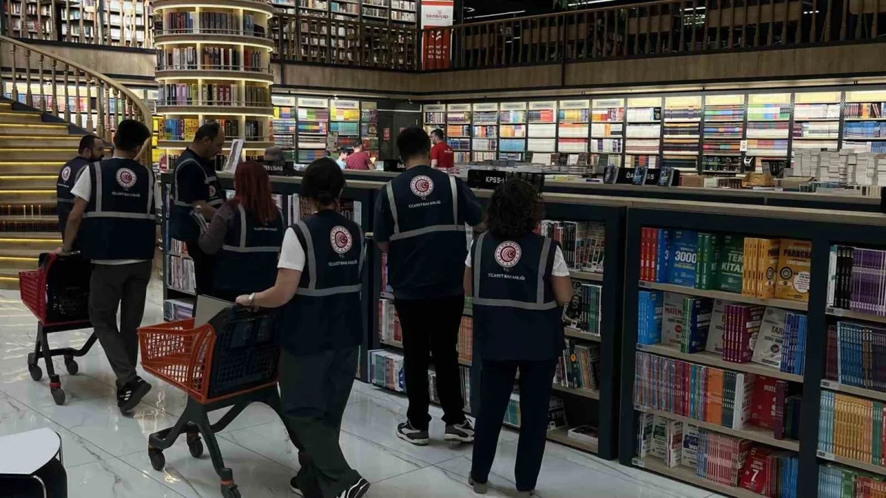 Bursa'da kırtasiye denetimi: 1,4 milyon ürün kontrol edildi