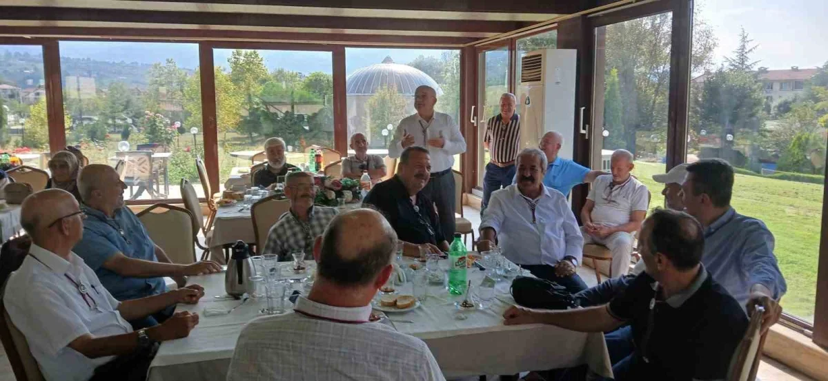 Arifiye Öğretmen Lisesi mezunları 50 yıllık dostluğu tazeledi