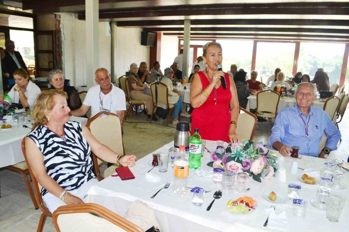 Arifiye Öğretmen Lisesi mezunları 50 yıllık dostluğu tazeledi
