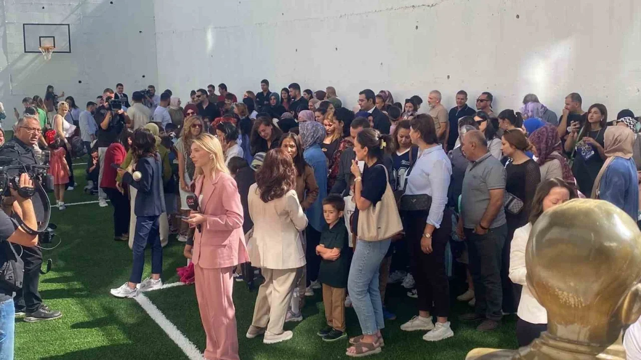 Ankara'da okullarda Uyum Haftası başladı: İlk zil çaldı