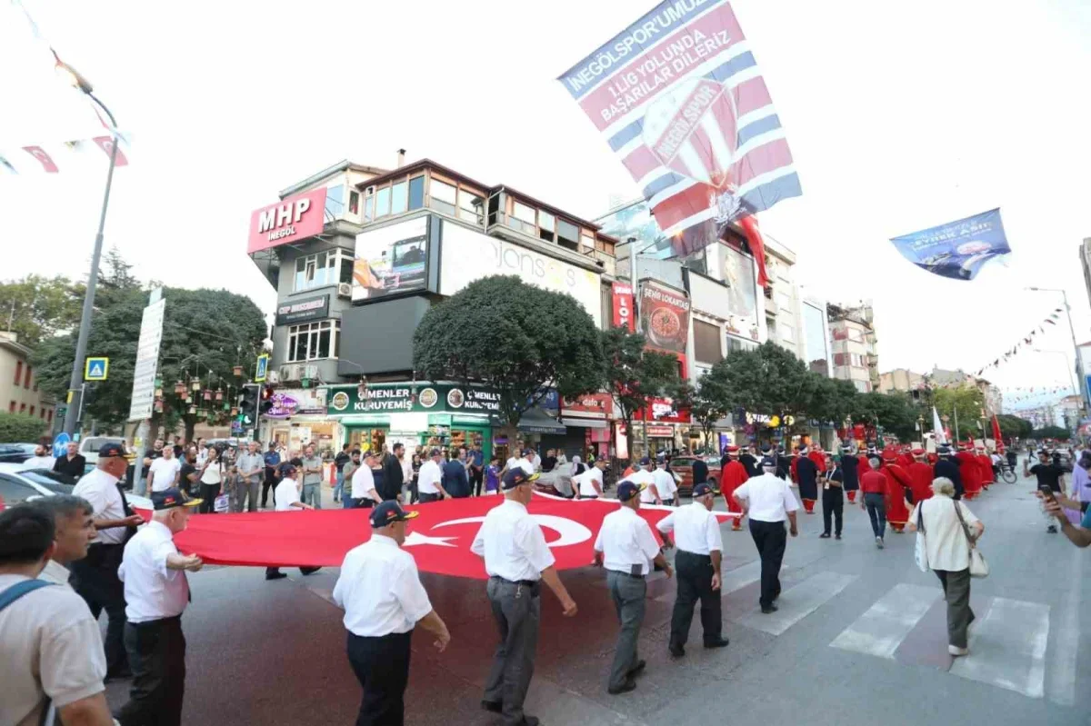 İnegöl'de 6 Eylül kutlamaları kortej ve bando ile sona erdi