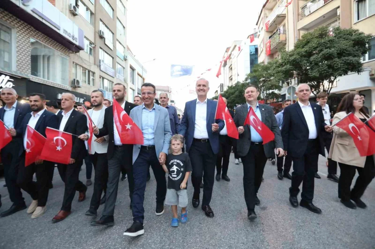 İnegöl'de 6 Eylül kutlamaları kortej ve bando ile sona erdi