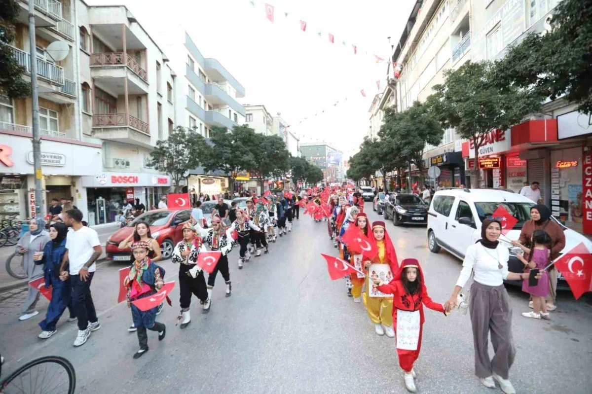 İnegöl'de 6 Eylül kutlamaları kortej ve bando ile sona erdi