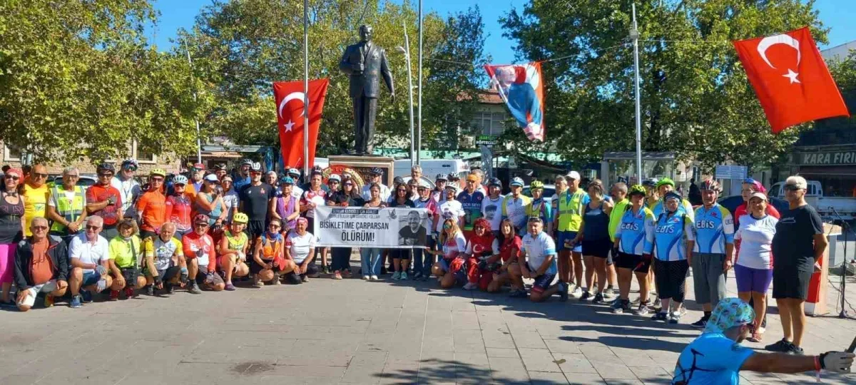 Gömeç'te bisikletçiler Serkan Kadıoğlu'nu andı