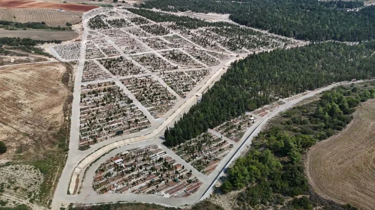 Adana'da mezar yeri ücretine yüzde 100 zam: 49 bin TL oldu