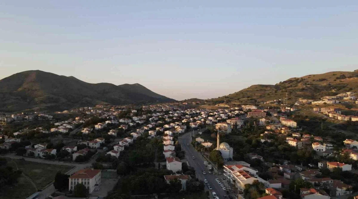 Gökçeada'nın doğal güzellikleri ve rüzgârı ilgi çekiyor