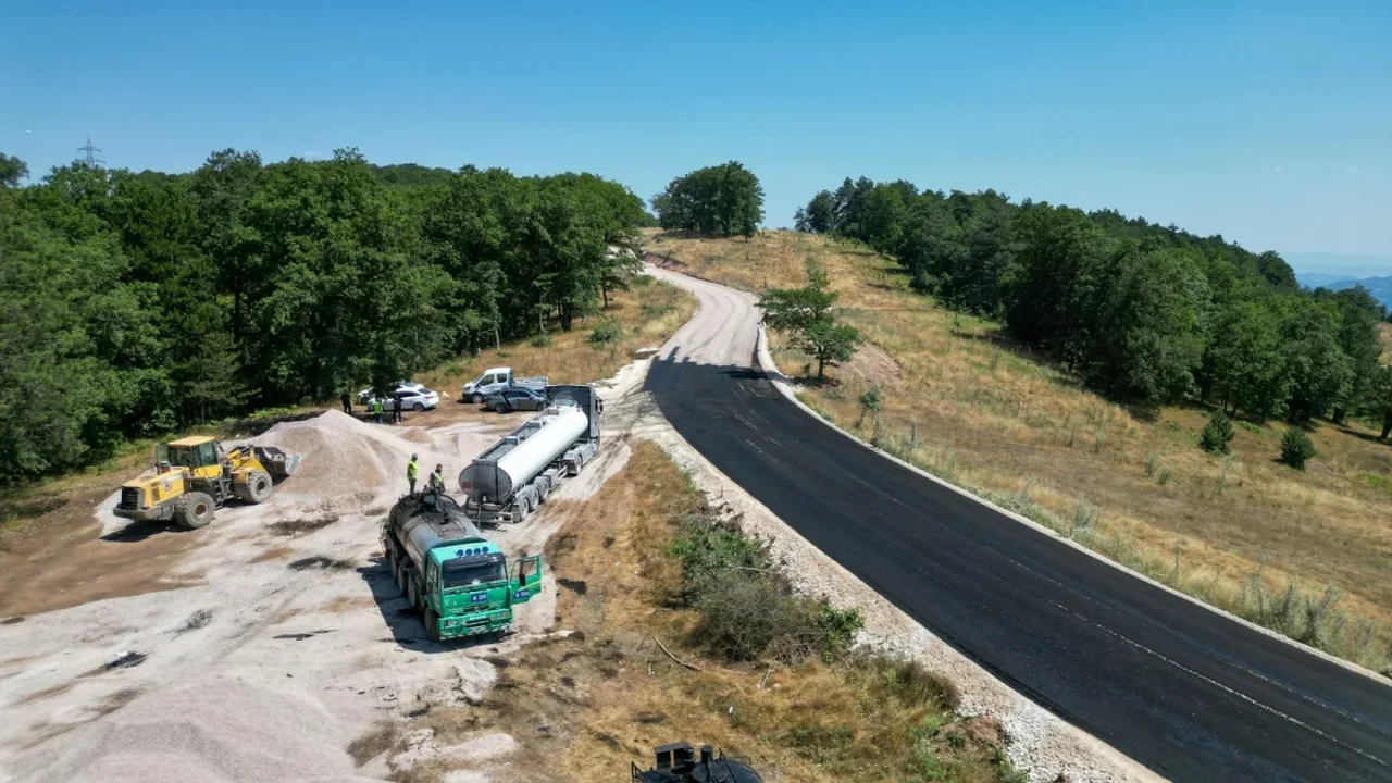 Bursa'da 3 ilçede 50 kilometrelik yol yenileme tamamlandı