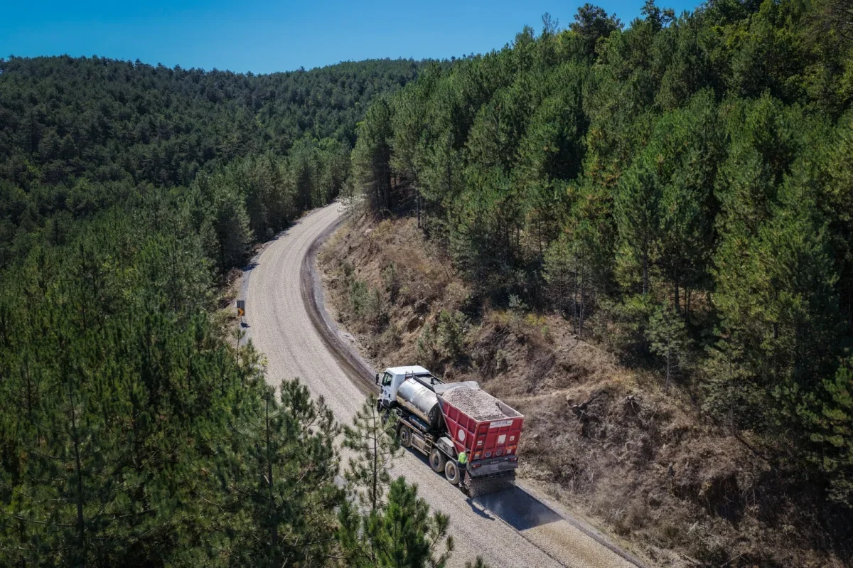Bursa'da 3 ilçede 50 kilometrelik yol yenileme tamamlandı