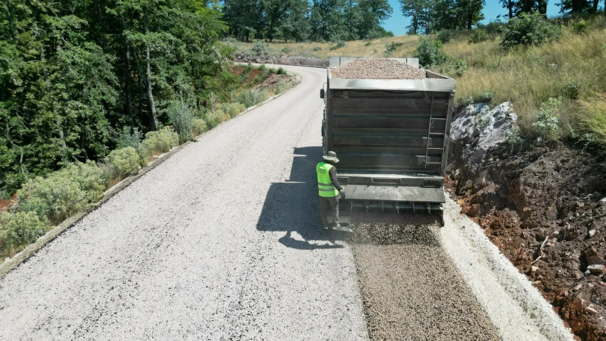 Bursa'da 3 ilçede 50 kilometrelik yol yenileme tamamlandı