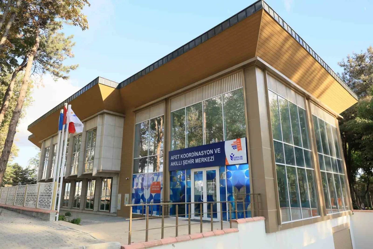 Esenler'de 70 okul kamera ağıyla 7/24 izlenecek
