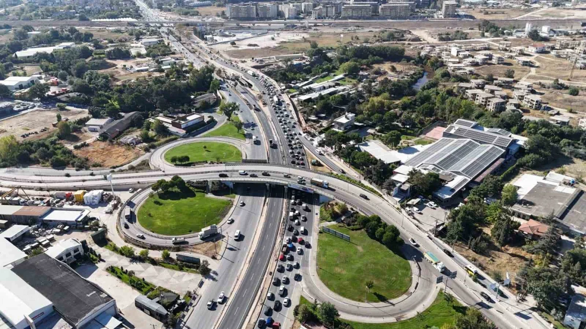 Bursa Mudanya Yolu'ndaki Yeni Geçit Köprüsü trafiğe açıldı