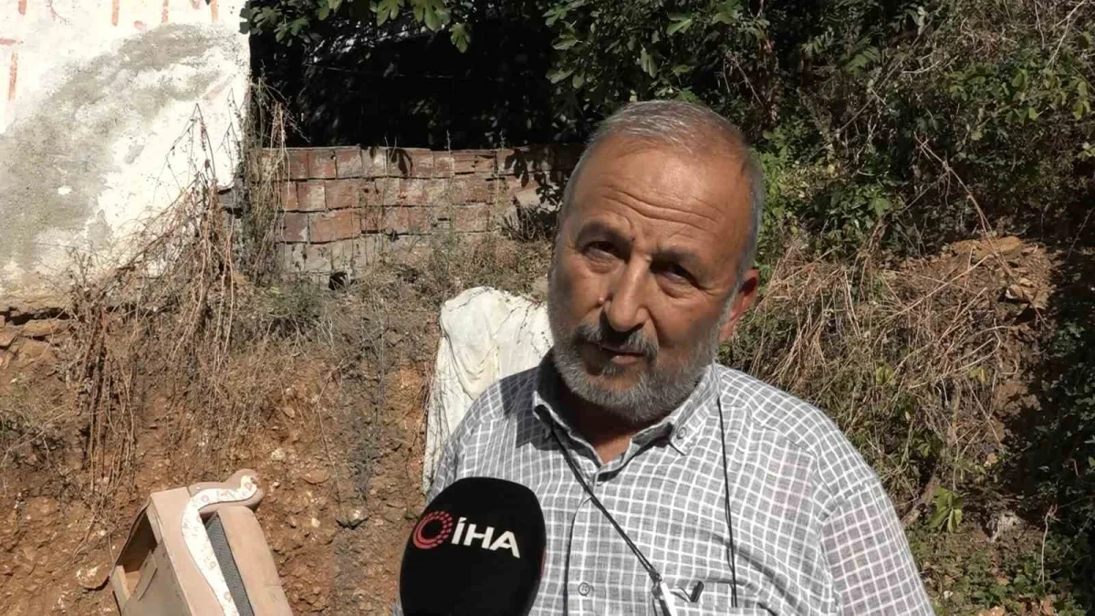 Bursa'da define tüneli iddiası: Kiralık evde şaşırtan kazı