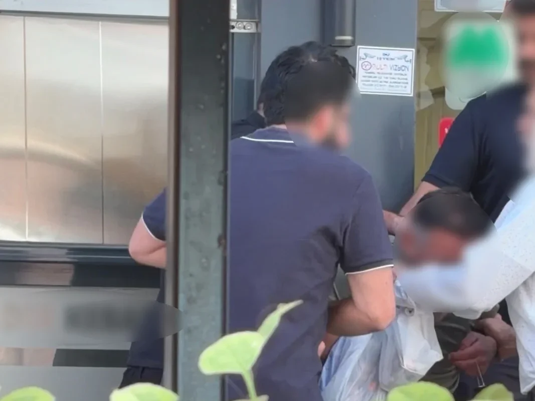 Kırklareli'nde oğlunun babasını darbettiği anlar kamerada