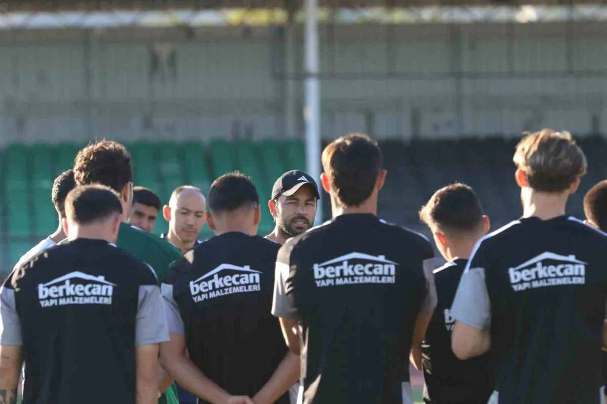 Selçuk İnan: Galatasaray maçı Kocaelispor için özel olacak