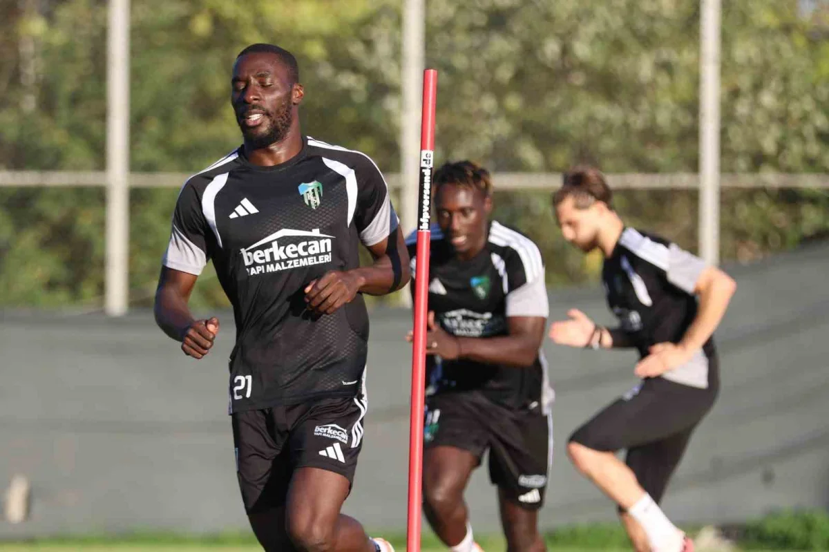 Kocaelispor, Galatasaray deplasmanı öncesi hazırlıklarını sürdürdü