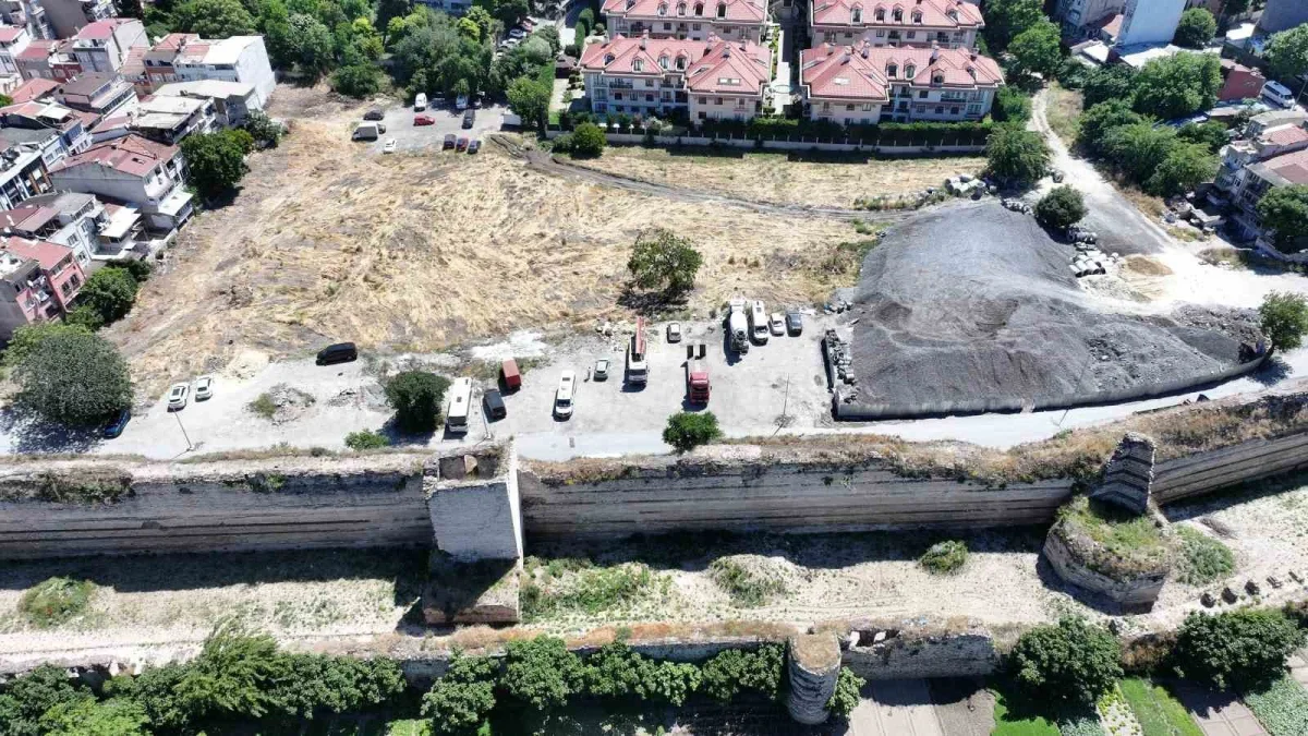 Fatih'te Yedikule Bostanları yeniden tarıma açılıyor
