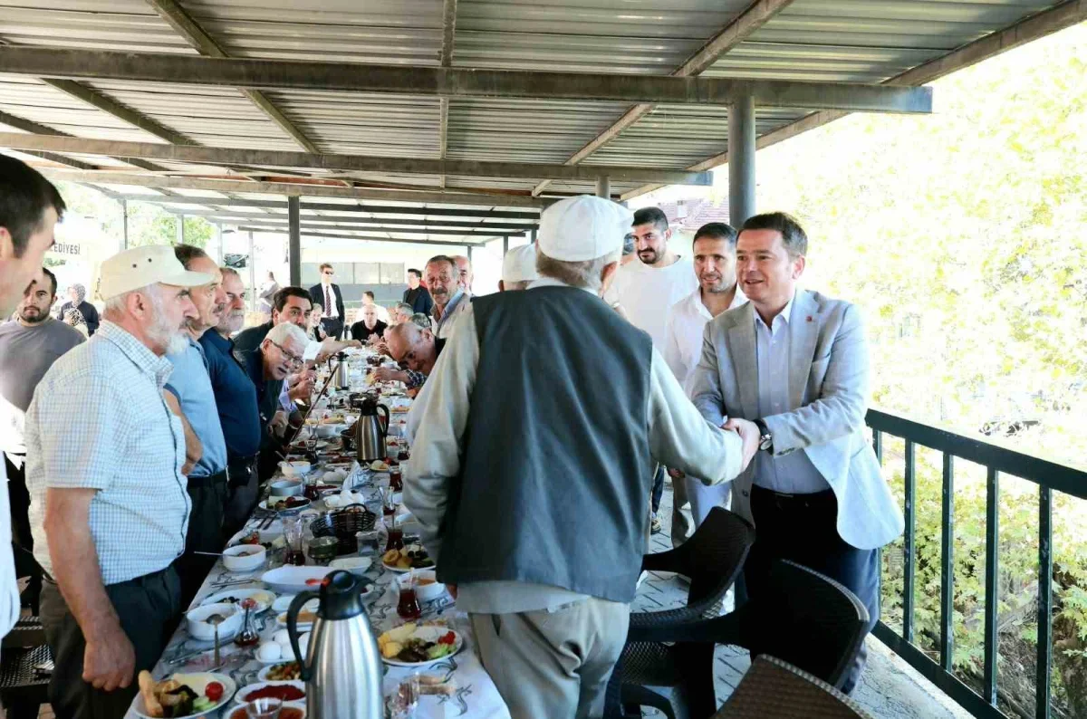 Erkan Aydın Yiğitali'de kadın üreticilerle bir araya geldi
