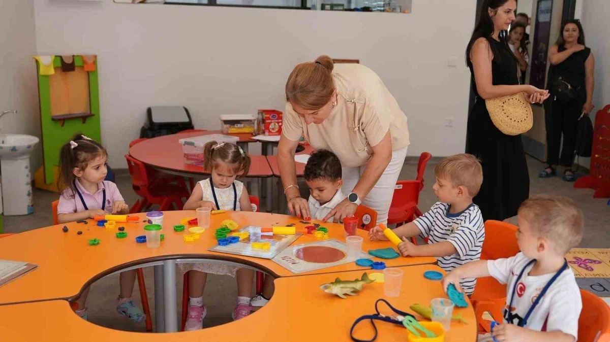 Muratlı'da TEK Çocuk Yuvamız Gündüz Bakımevi'nde ilk ders heyecanı
