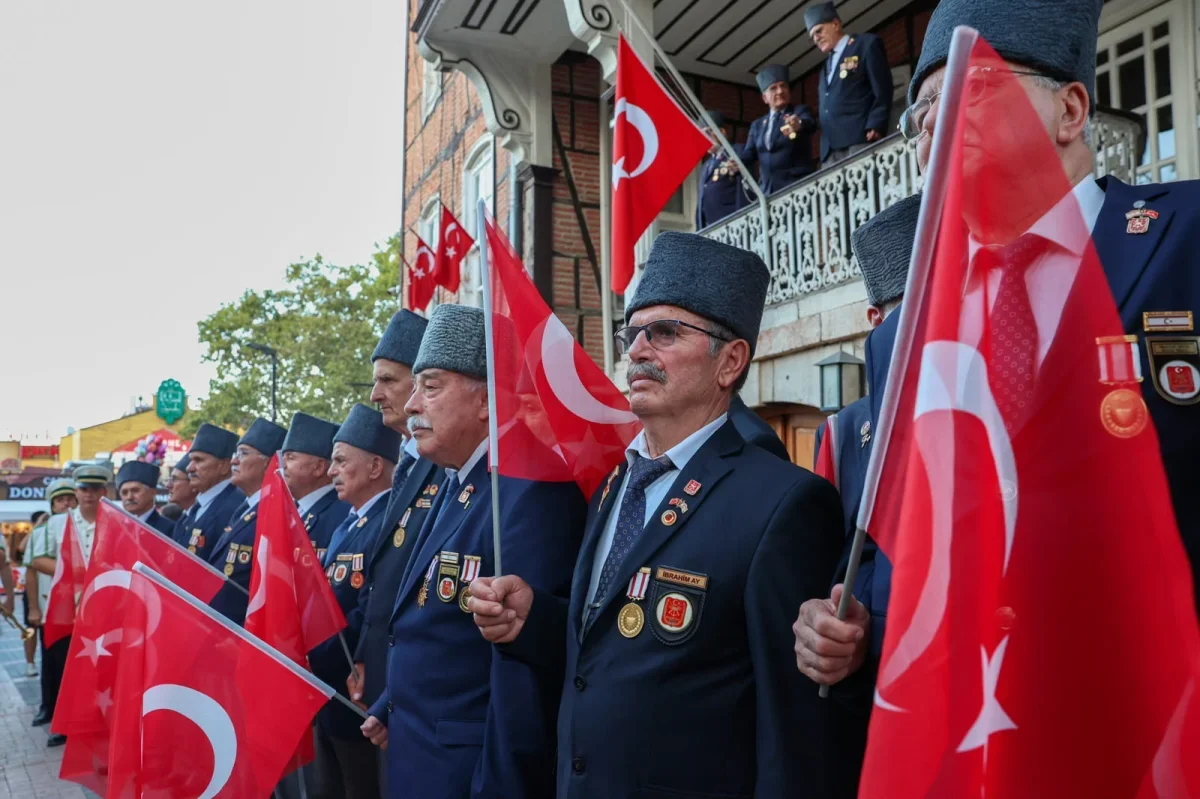 Bursa'nın kurtuluşu Orhangazi Parkı'nda törenle anıldı