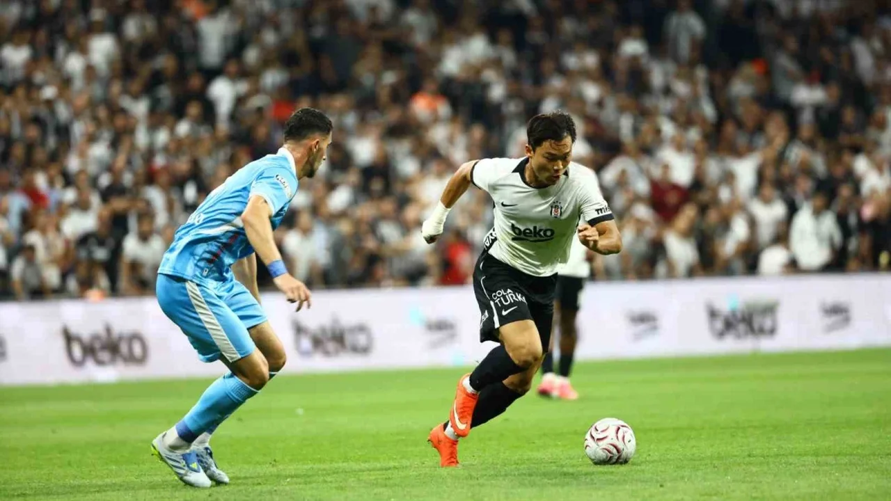 Beşiktaş ilk yarıda Erzurumspor FK karşısında 2-0 önde