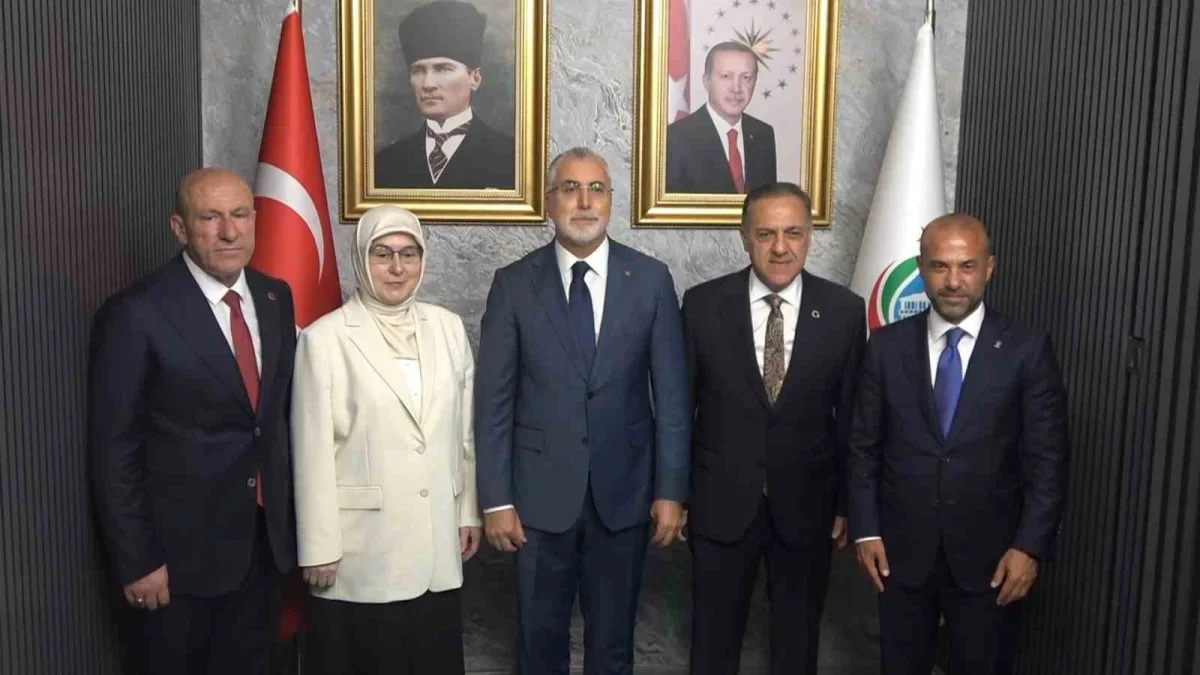 Bakan Işıkhan'dan Yalova'da "Terörsüz Türkiye" mesajı