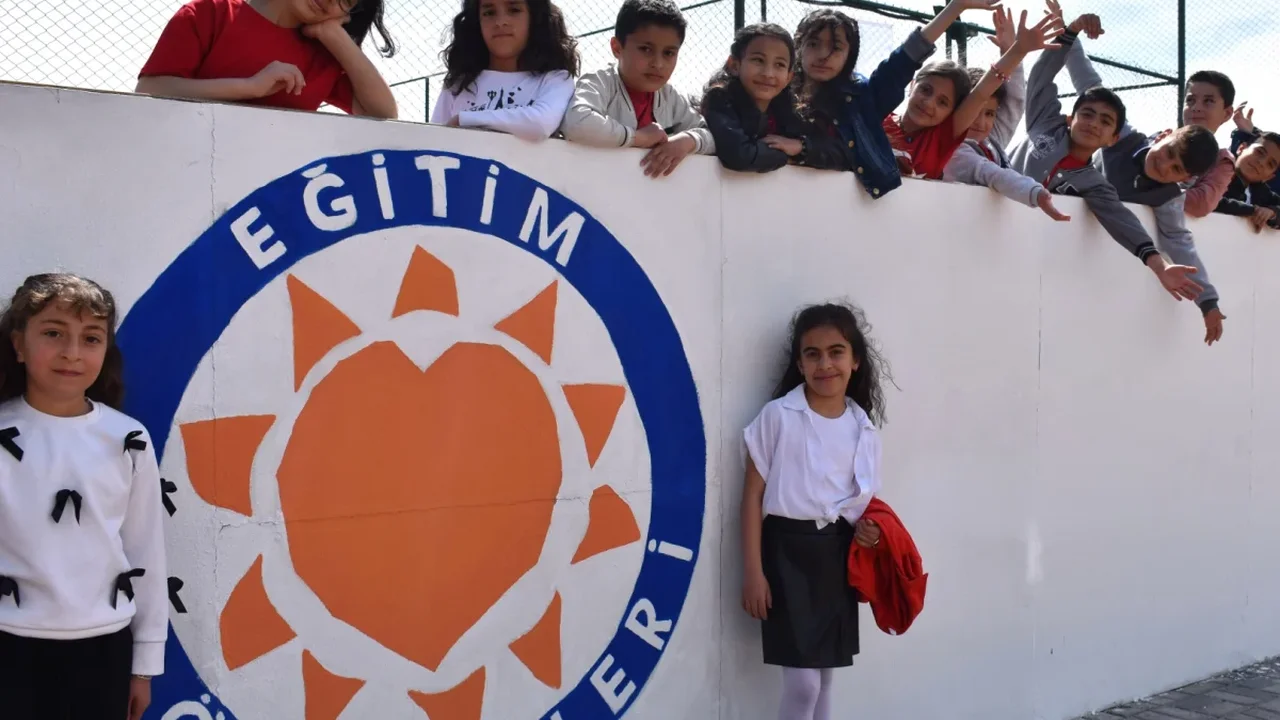 TEGV, yeni eğitim yılı için "Okula Dönüş" kampanyası başlattı