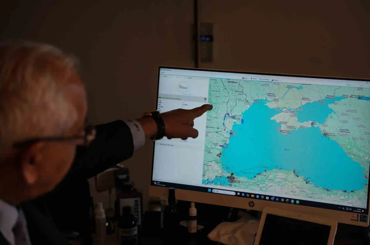 Karadeniz krizi İstanbul açıklarında gemi trafiğini kilitledi