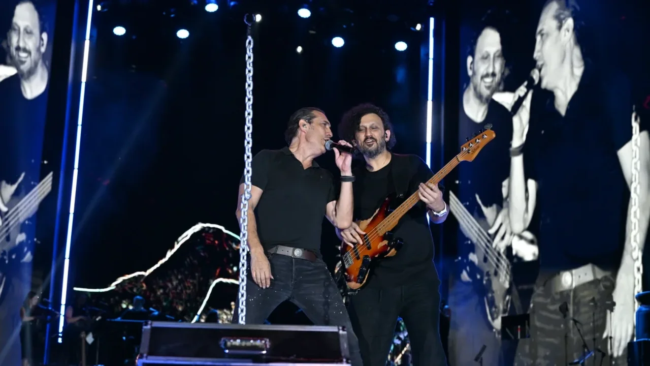 Kahramanmaraş Kültür Yolu Festivali'nde ilk konseri Kıraç verdi