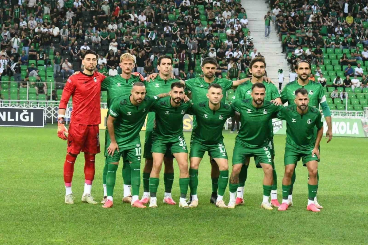 Sakaryaspor, Adana 01 FK'yı 2-0 mağlup etti