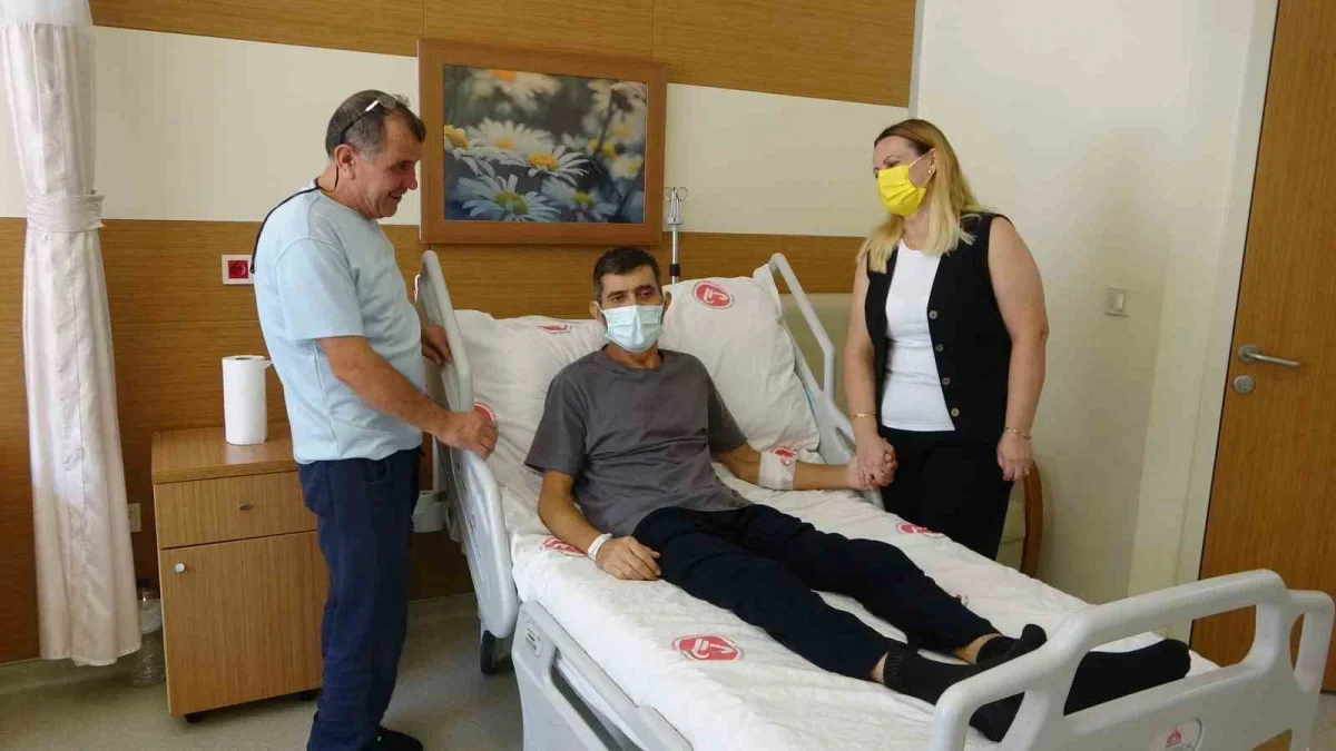 Eşinin böbreğiyle hayata tutundu: Yalçın Arslan'a nakil
