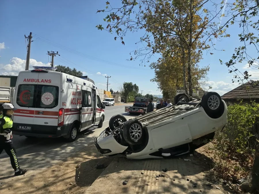 Bursa’da otomobil takla attı: 2 kişi ölümden döndü