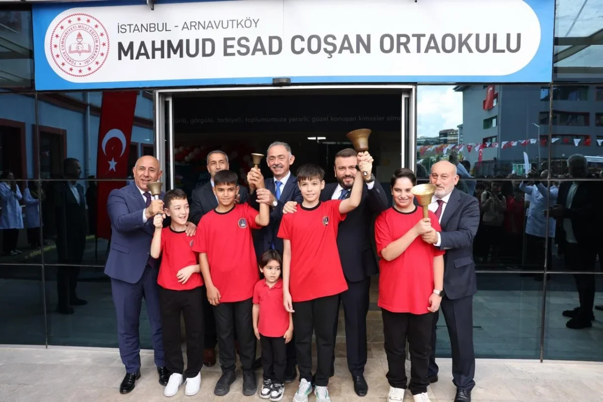 Arnavutköy'de 7 yeni okul 2026-2027 eğitim yılına başladı