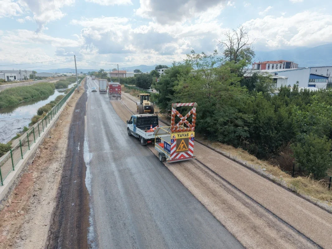 Yıldırım Samanlı Bağlantı Yolu'nun 2,8 kilometresi yenilendi