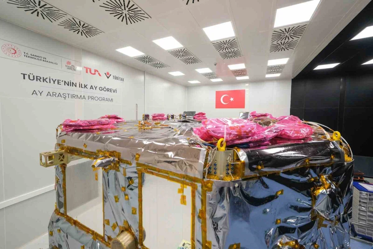 Türkiye'nin ilk Ay uzay aracı üretimi tamamlandı