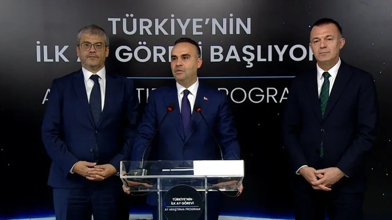 Türkiye'nin ilk Ay uzay aracı üretimi tamamlandı