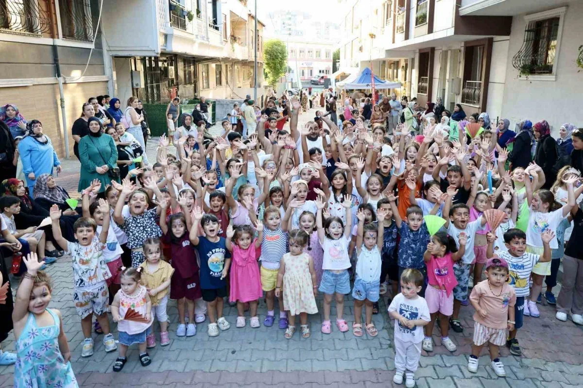 Küçükçekmece'de Sokakta Oyun Var etkinliğine yoğun ilgi