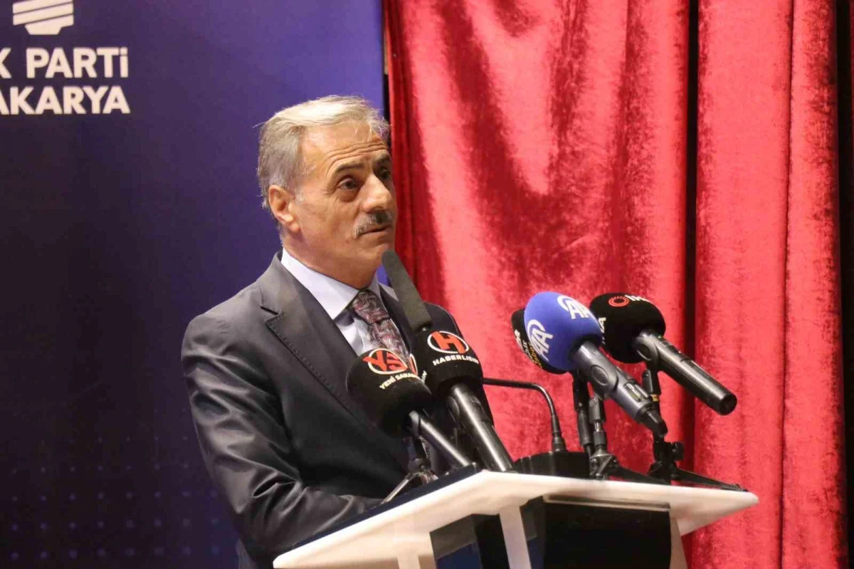 Abdulhamit Gül Sakarya'da: "50 yıllık terör belasına son vereceğiz"