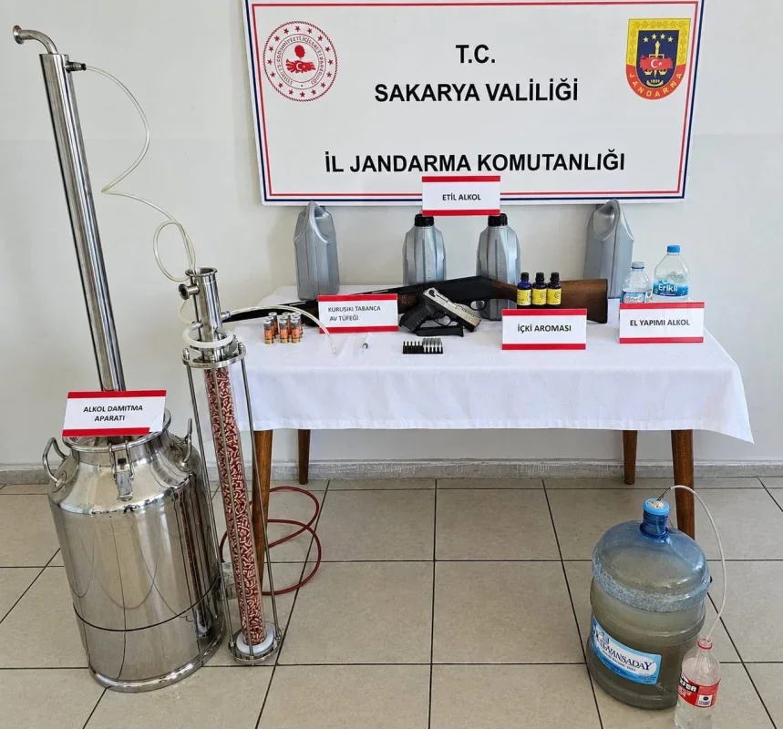Sakarya'da sahte alkol operasyonu: 5 şüpheliye işlem