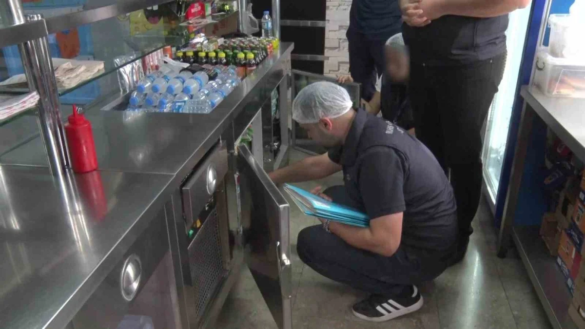 Ümraniye okul kantinlerinde denetim: Hijyen ve ruhsat kontrolü