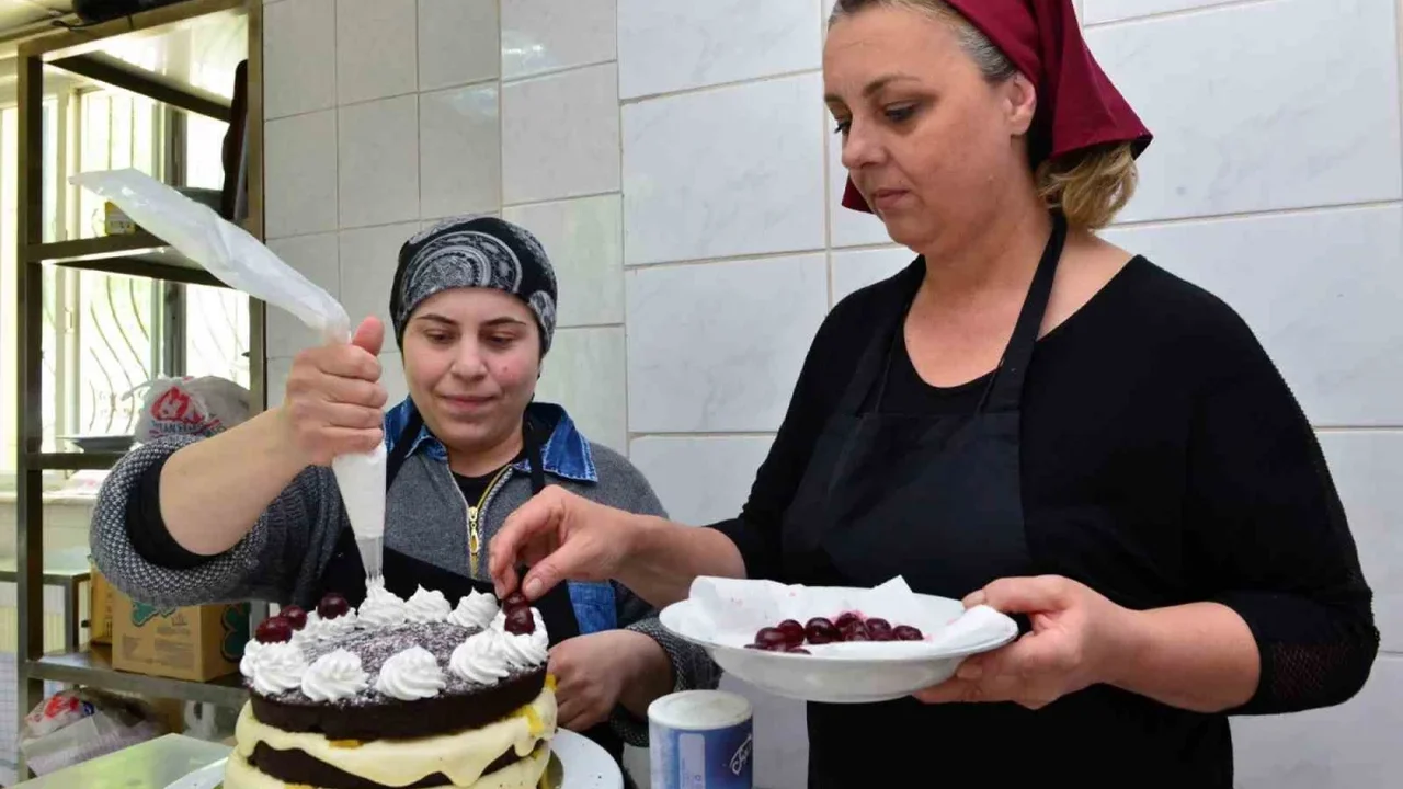 YIL-MEK kayıtları başladı: Yıldırım'da 82 branşta eğitim