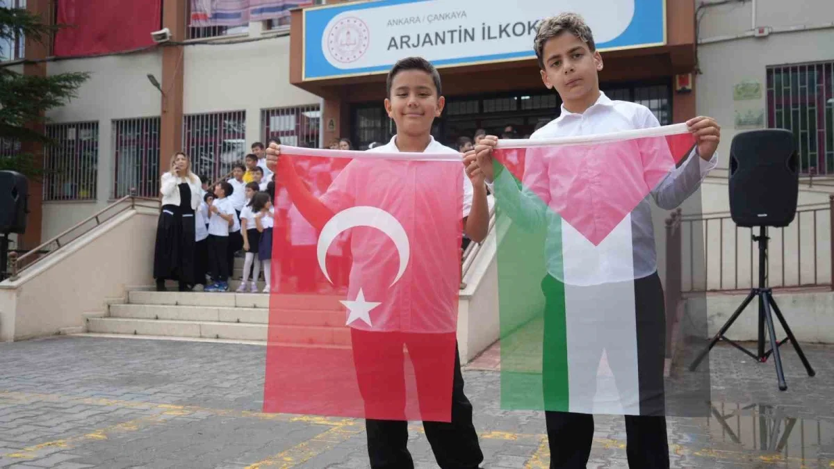 Gazze için uçurtma etkinliği Ankara'da barış mesajı verdi